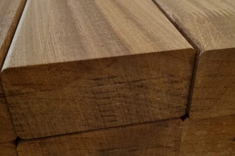 Mahonie hardhout gevingerlast geschaafd 50x100 mm